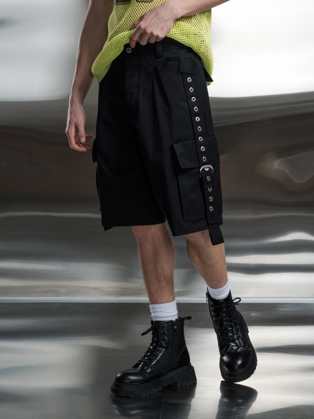 Off-White Cargo Buckle Pocket Black Cotton Grommet Shorts